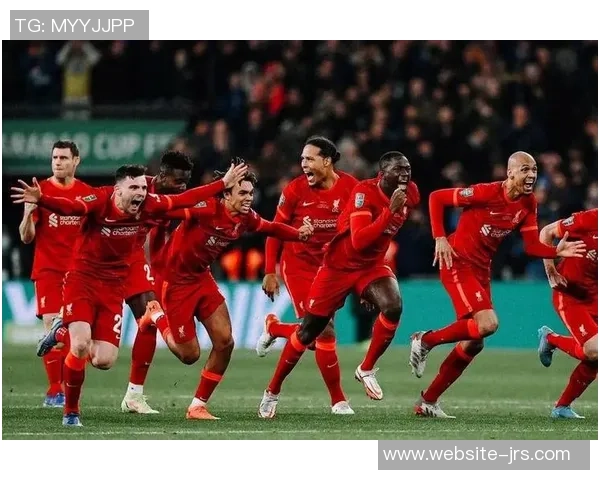 卡利亚里与热那亚激战正酣比分悬念引人关注