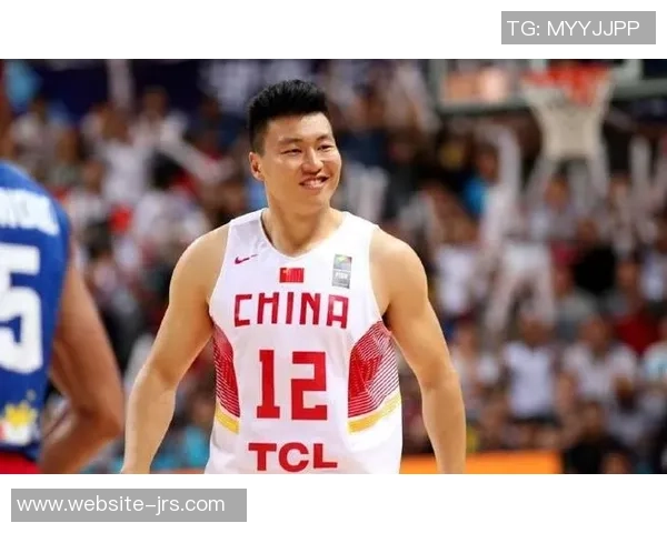 李根的篮球之路：从青涩少年到CBA明星的成长历程与心路历程